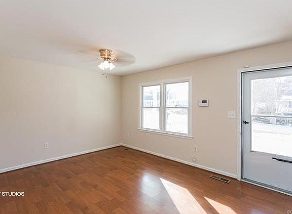 5th image of 9401 Malcott Ct
