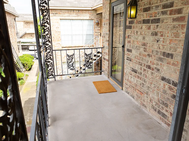 4403 Bellaire Dr S #222 — Photo 34