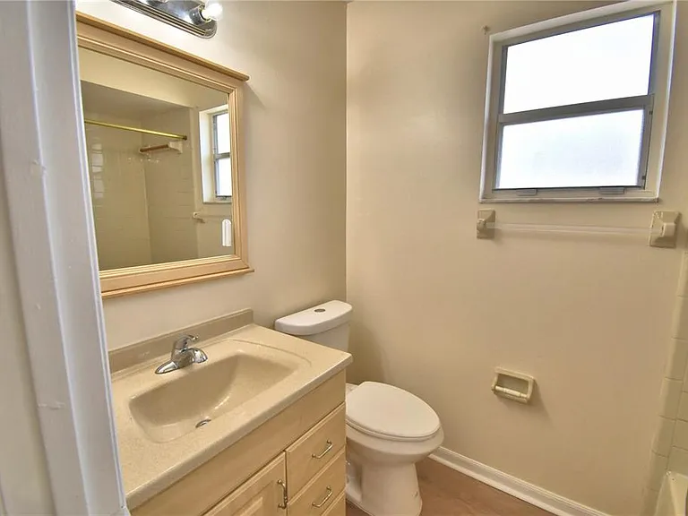 11701 Minto Ct — Photo 39