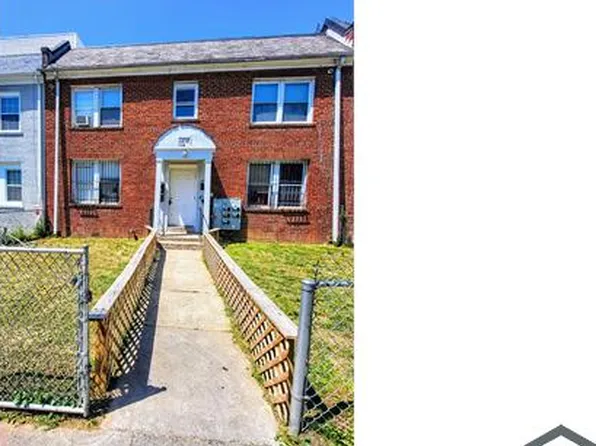 1218 18th Pl NE APT 1, Washington, DC 20002