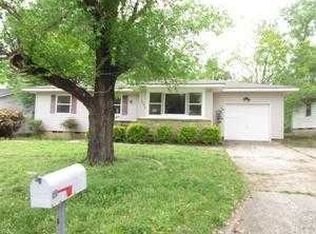 1813 W Birch St, Claremore, OK 74017
