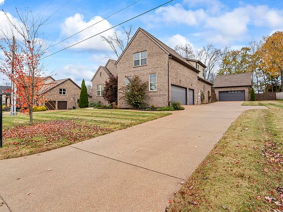 4th image of 710 Morriswood Dr