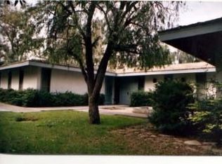 1395 Ocotillo Dr, Riverside, CA 92506