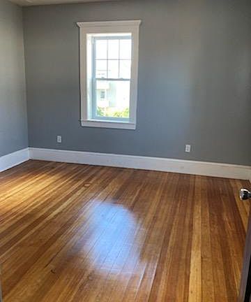 5th image of 133-135 Deane St #3