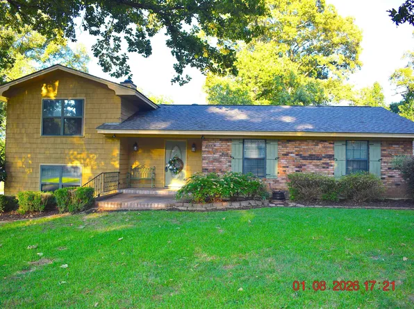 10736 Mimosa Dr, Bastrop, LA 71220