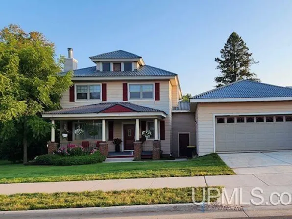 208 W Lead St, Bessemer, MI 49911