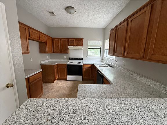 4th image of 1209 Wheat Field Dr