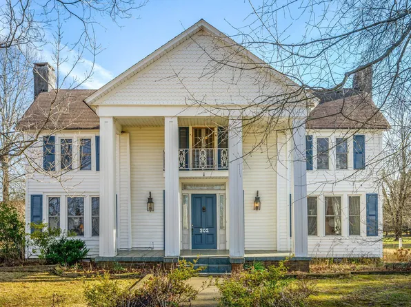 302 Church St, Rogersville, AL 35652