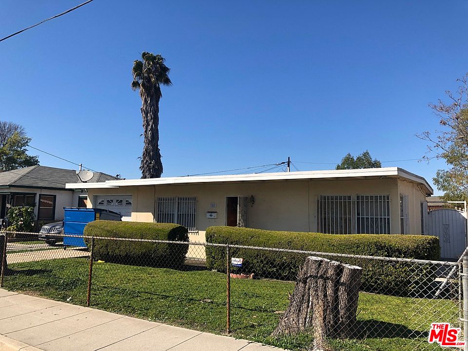 2nd image of 809 W School St