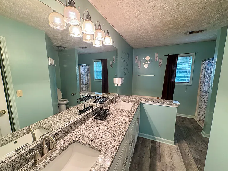 2333 Martingale Ln — Photo 11