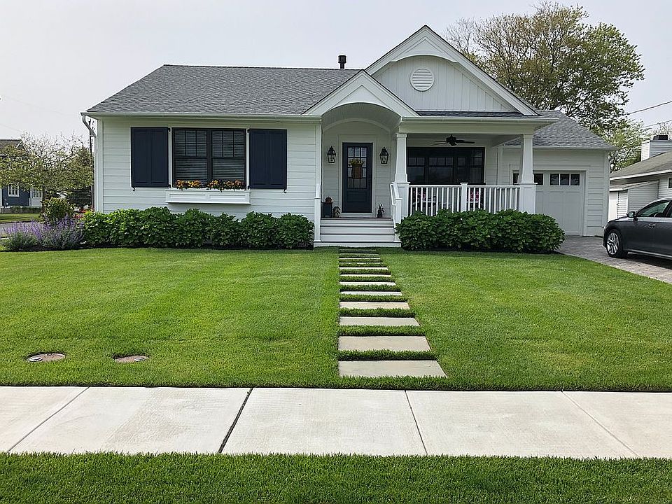 1st image of 1062 Virginia Ave