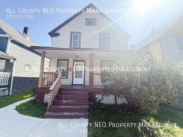 4211 Storer Ave #Up photo 1