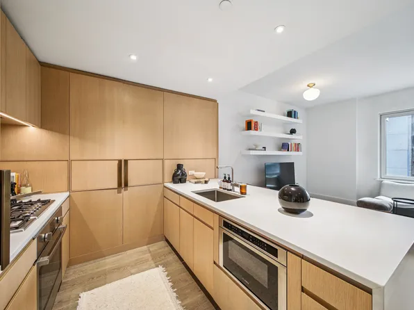 10 Nevins Street image 1 of 19