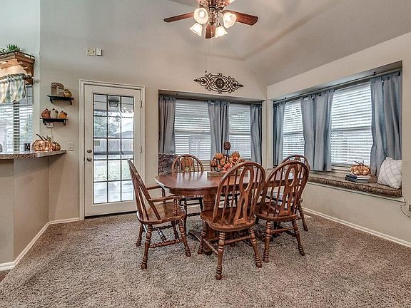 5th image of 1221 SW 118th Pl