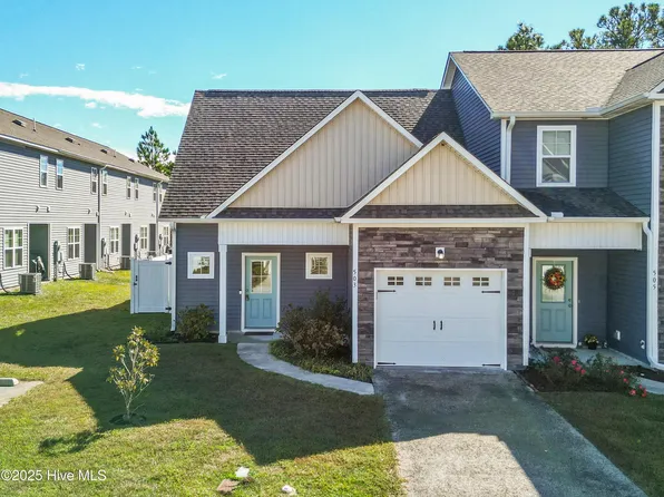 503 Stone Crab Lane, Sneads Ferry, NC 28460