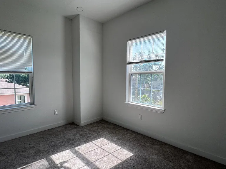9210 Martell St — Photo 21