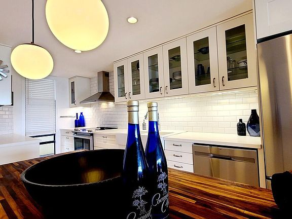 5th image of 4337 Marina City Dr Unit 237