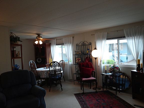 5th image of 1647 Tulip Cir