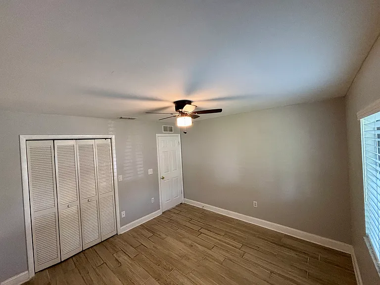 2130 Bancroft Pl #E — Photo 14
