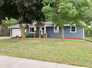 3540 N Gillett St, Appleton, WI 54914