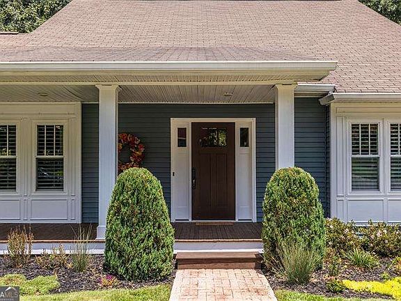 4th image of 2152 Heritage Hts