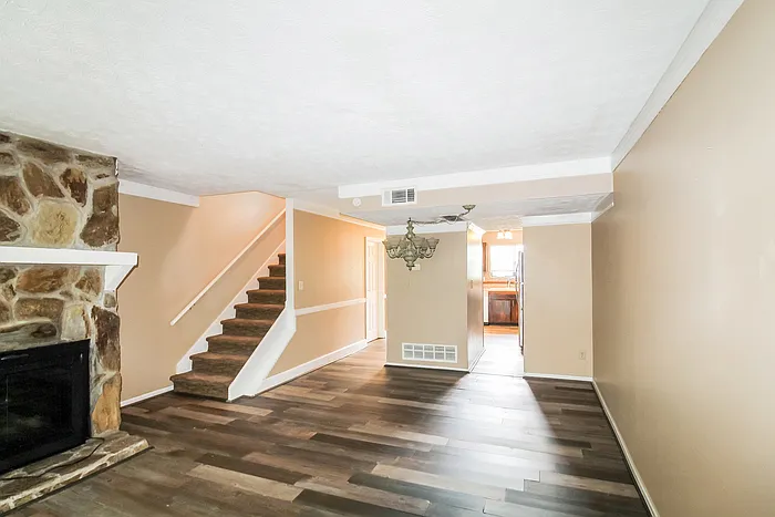 2510 Hidden Cove Ct #B — Photo 4
