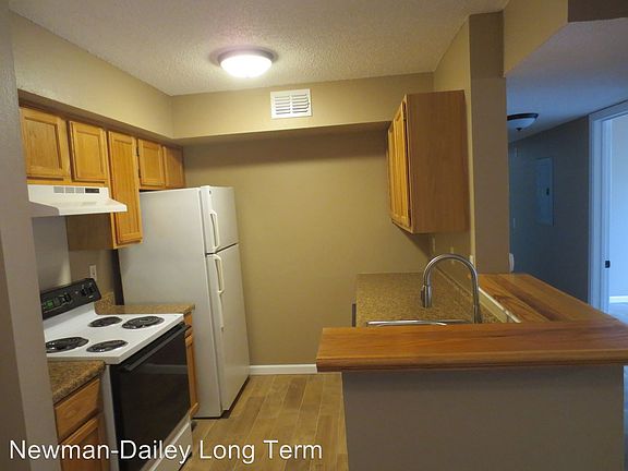 5th image of 4009 Dancing Cloud Ct Unit 31