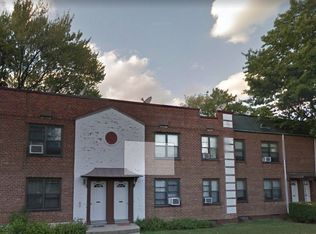 8923 74th Ave, Glendale, NY 11385