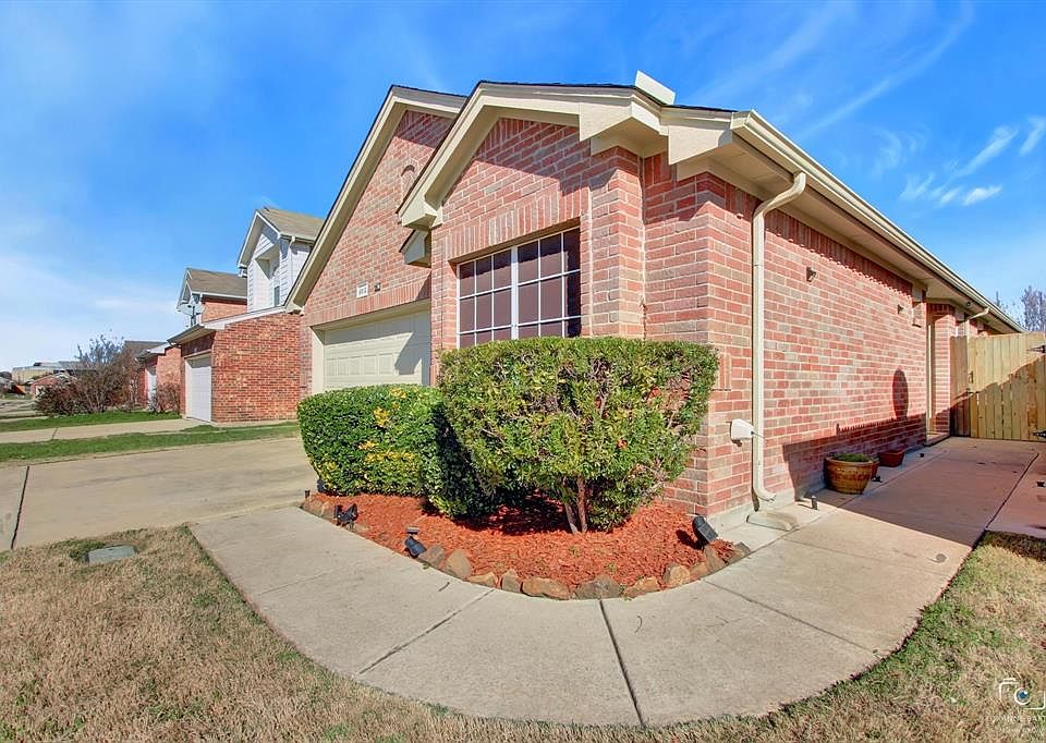 1st image of 6512 Regina Dr