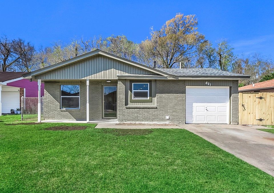 1st image of 621 Turtle Creek Ln