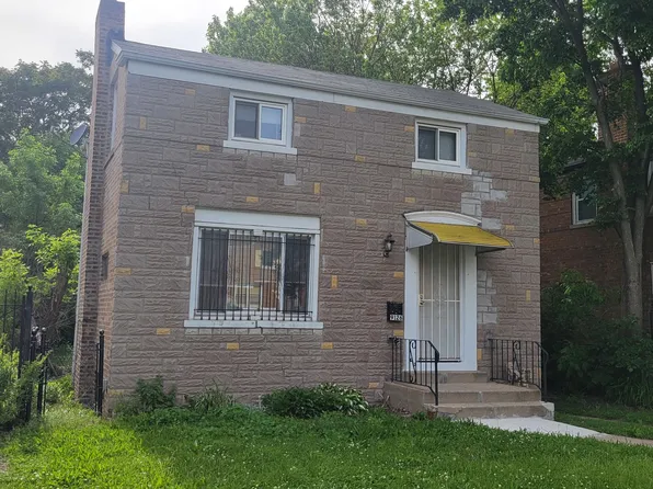9126 S Perry Ave, Chicago, IL 60620