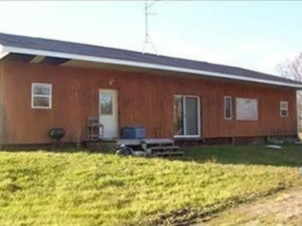 766 48th St, Pullman, MI 49450