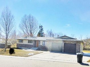 1335 7th West Ave, Kemmerer, WY 83101