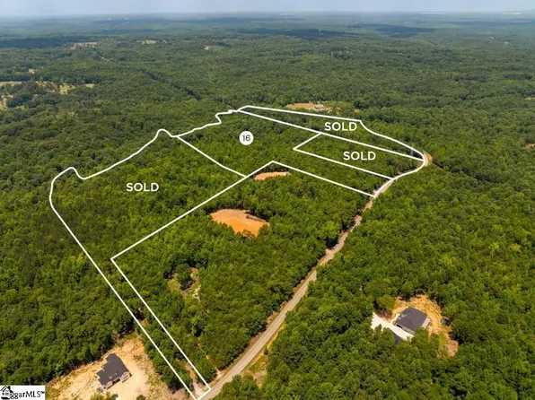 16 Goldmine Rd, Spartanburg, SC 29302