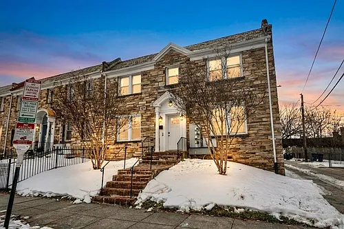 1211 Simms Place NE Photo 1