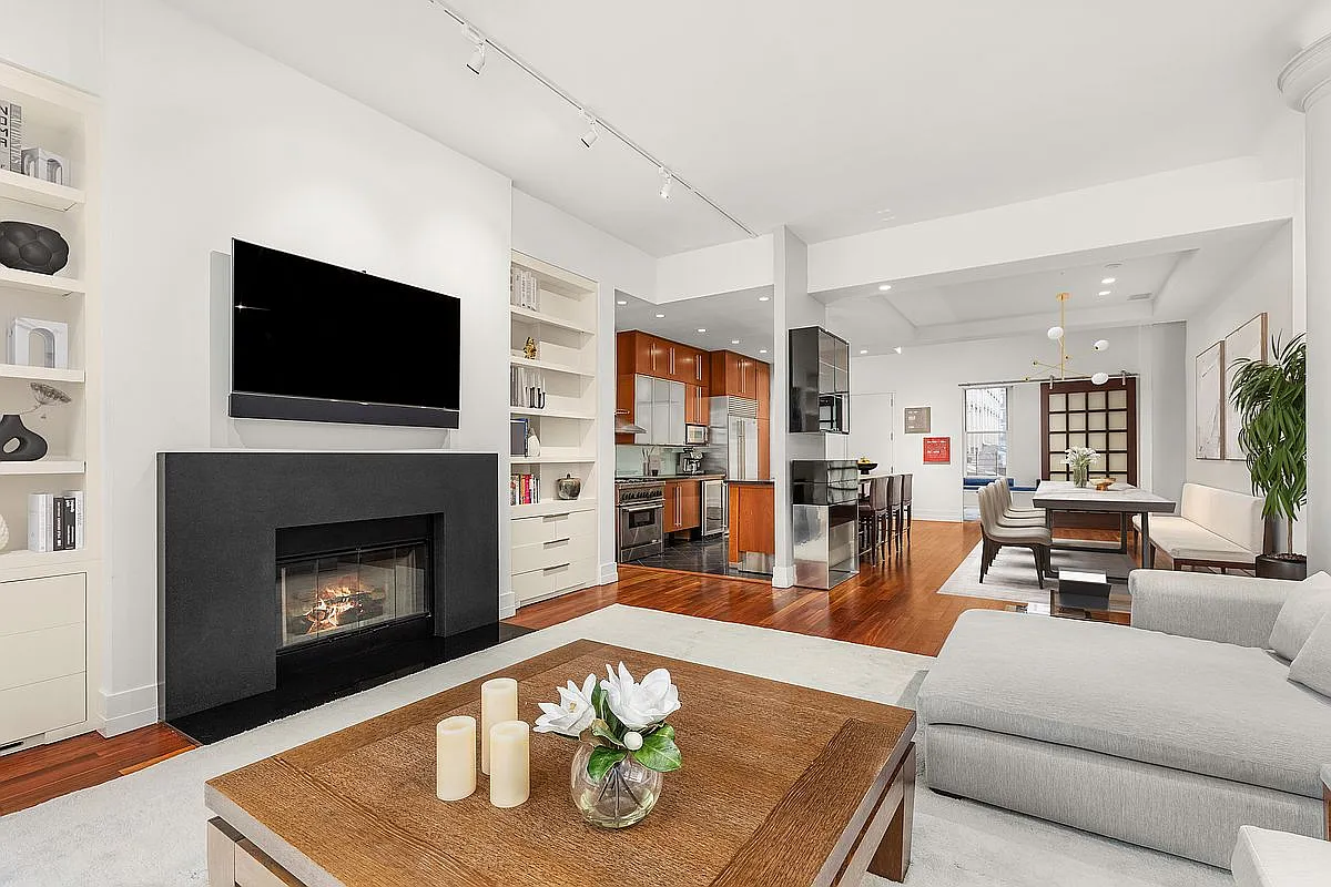 66 Leonard St APT 2E photo 1