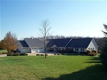 2nd image of 50133 Joy Ln