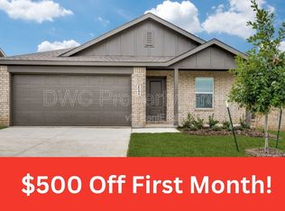 2044 Welsh Ln, Aubrey, TX 76227