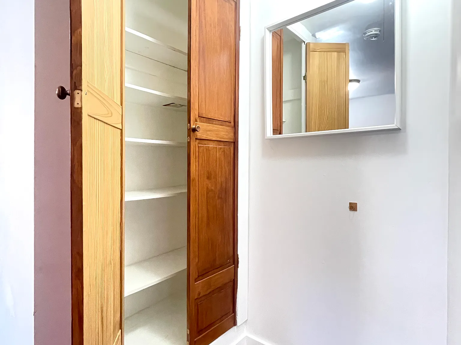 108 Fairview Ave — Photo 2