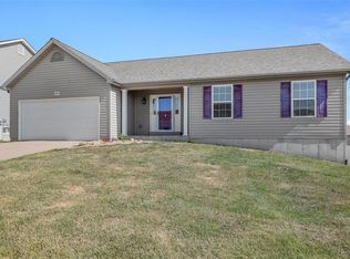2293 Paige Marie Dr, Warrenton, MO 63383