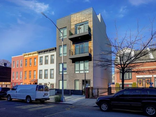 205 Mac Dougal St #1A, Brooklyn, NY 11233