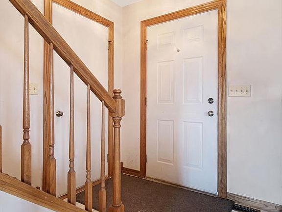 4th image of 20947 W Ardmore Cir