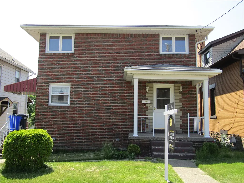 509 Delaware St photo 1
