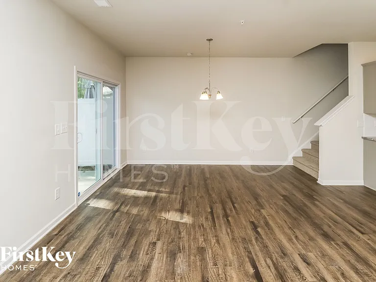 2046 Cypress Village Dr NW — Photo 3