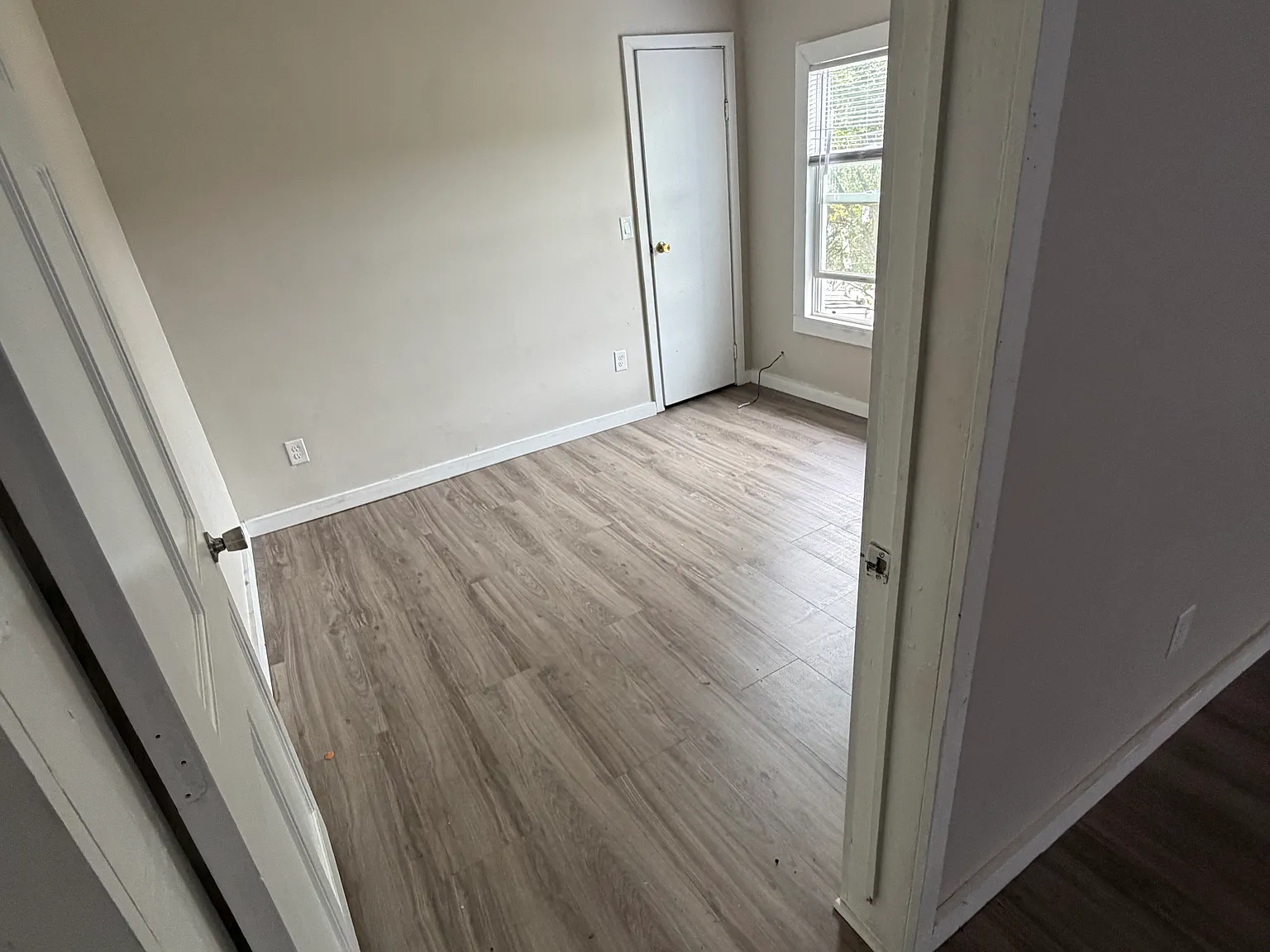 3 bed, $1,350 — Photo 3