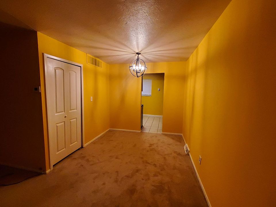 1st image of 23755 Banbury Cir APT 1