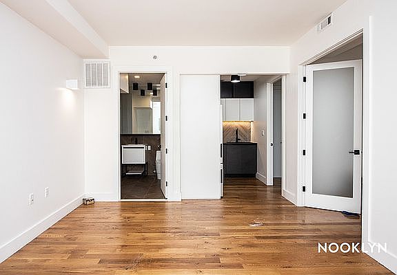 4th image of 492 Lefferts Ave APT 5F
