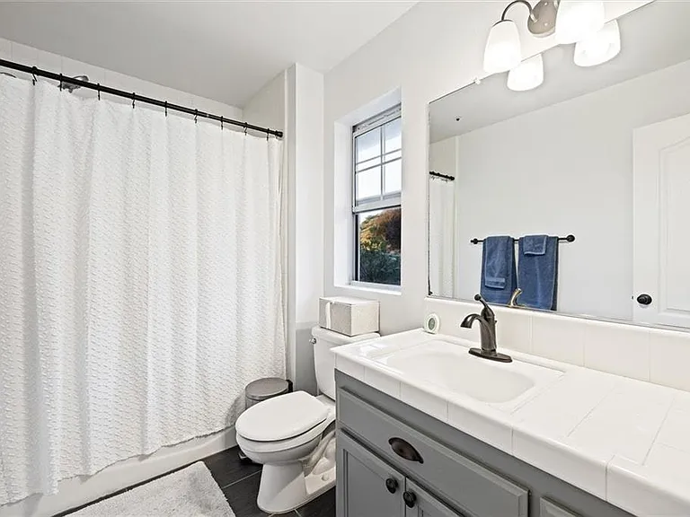 1065 Pauline Way — Photo 8