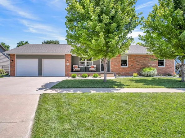 502 Church Dr, Inman, KS 67546