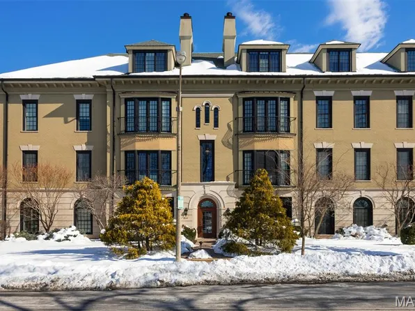 15 Topton Way APT 1B, Saint Louis, MO 63105